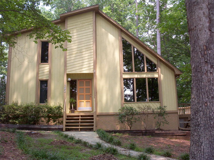 Front of the house - before