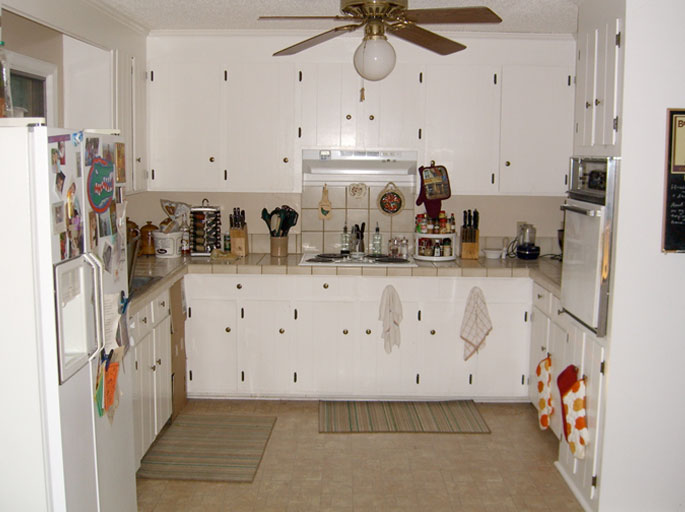 Kitchen - before